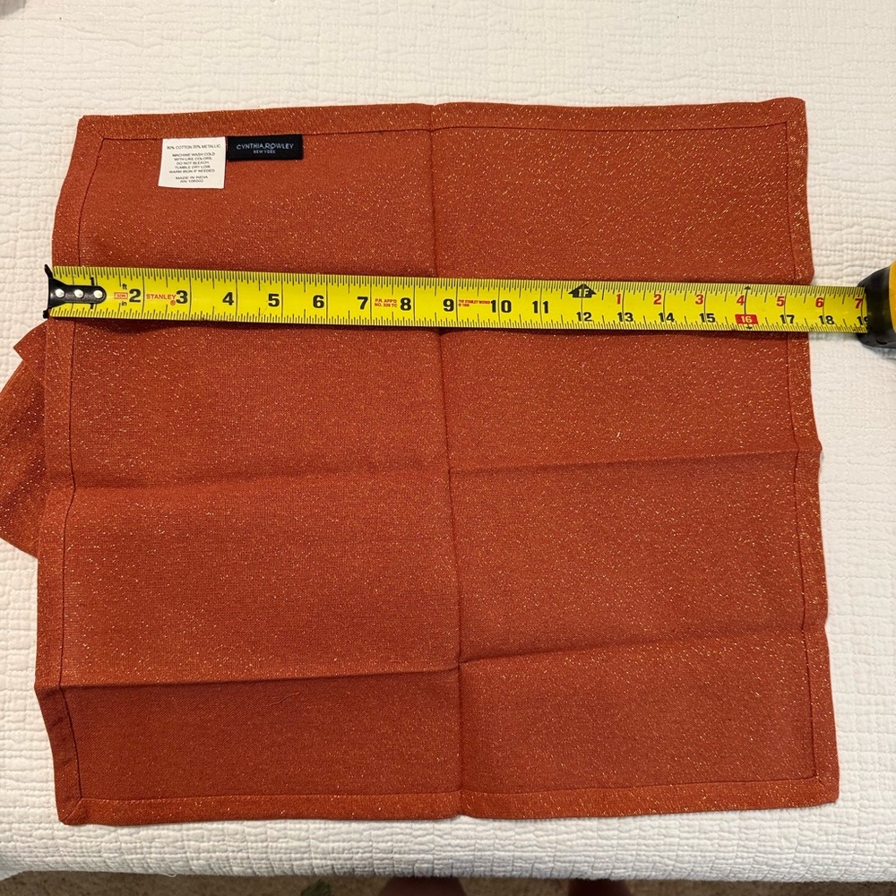 #2- Cynthia Rowley Metallic Rust Napkins - Picture 4 of 5